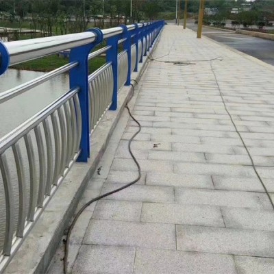 不锈钢复合管护栏图4