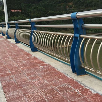 不锈钢防撞景观护栏图1